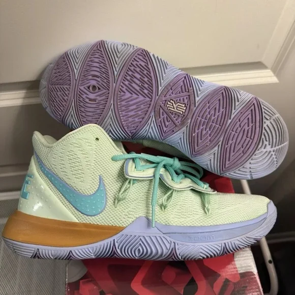Nike x Kyrie 5 SpongeBob SquarePants 20th Anniversary Edition size 10